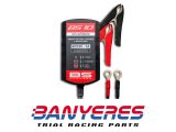 Cargador de mantenimiento de batería con conexión pinzas y conector exterior moto