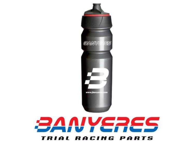 Pot plata per a beguda isotònica de 750ml especial esport, amb dosificador antigoteig Tacx.